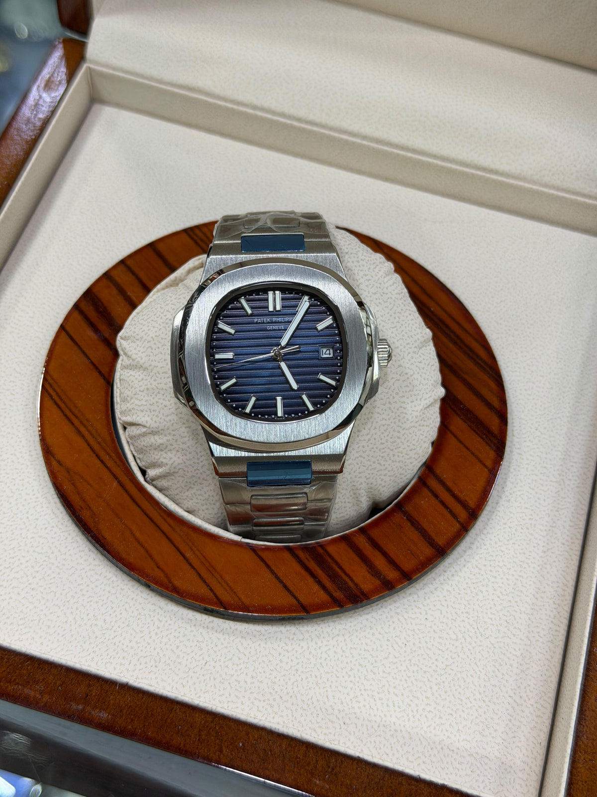Patek Phillipe Nautilus Full Automatic Master Grade Watch without original box.