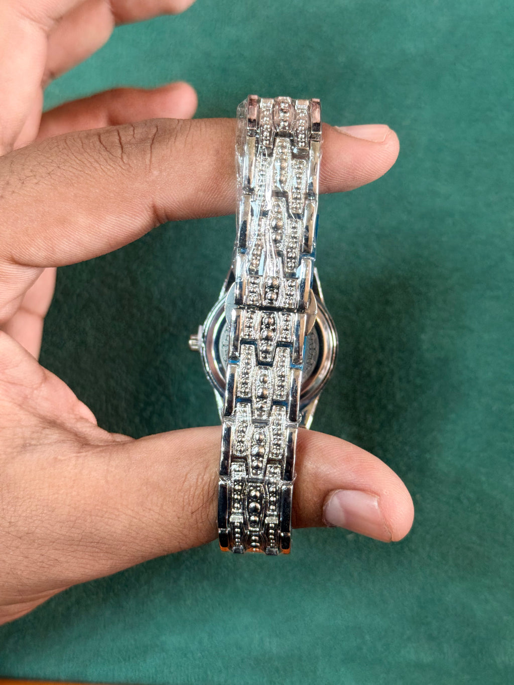 Ladies Chain Watch Pink Dial Diamond Bazzel