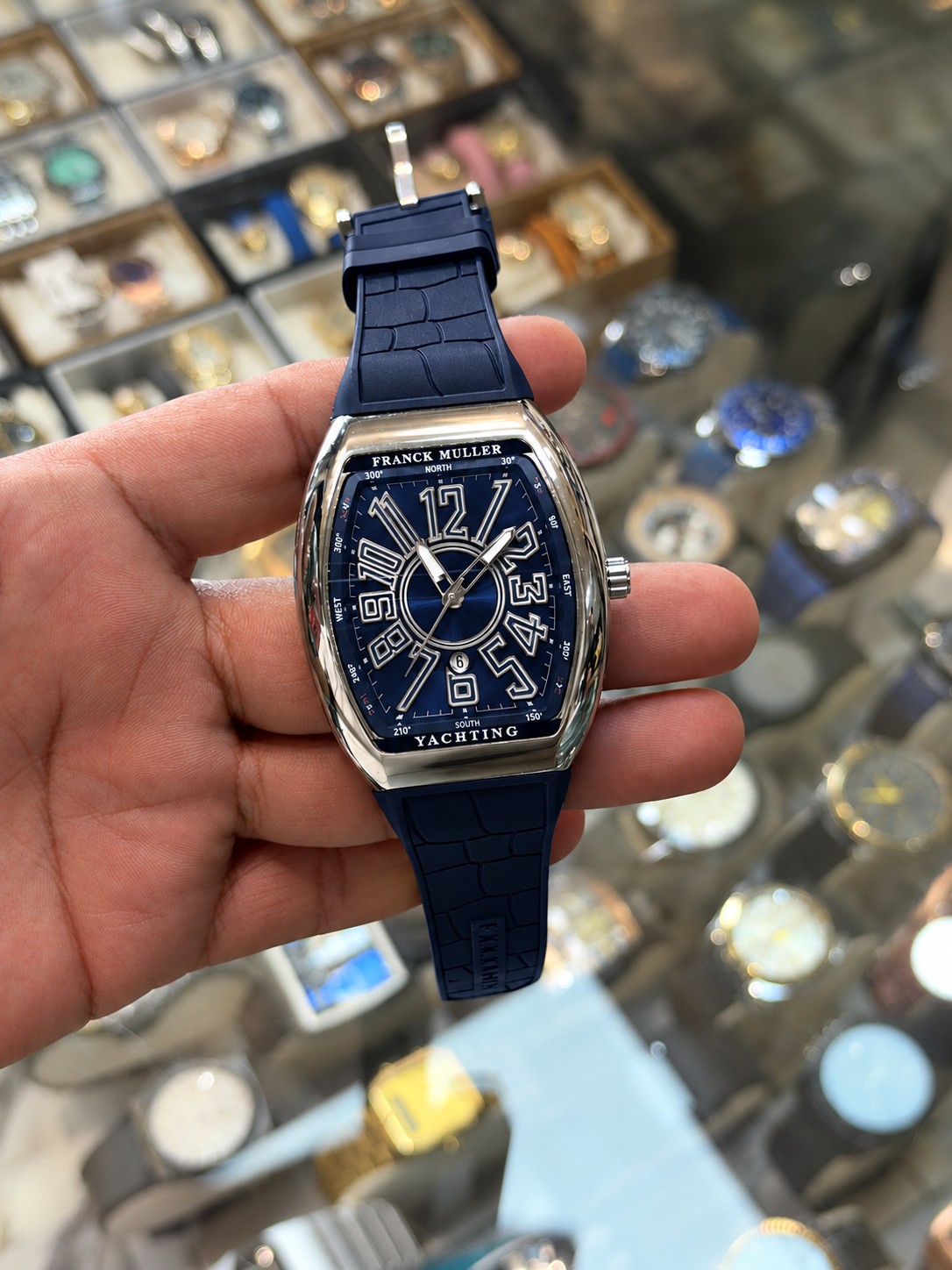 FM Yatching Available with Premium Strap