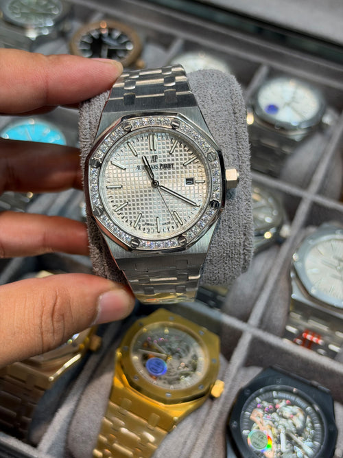 AP Royal oak Automatic With Premium Chain Strap Without AP Box