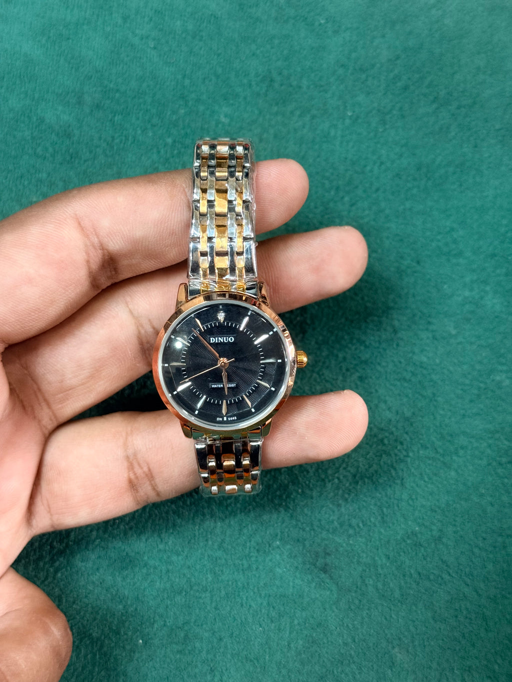 Ladies Chain Watch Black Dial