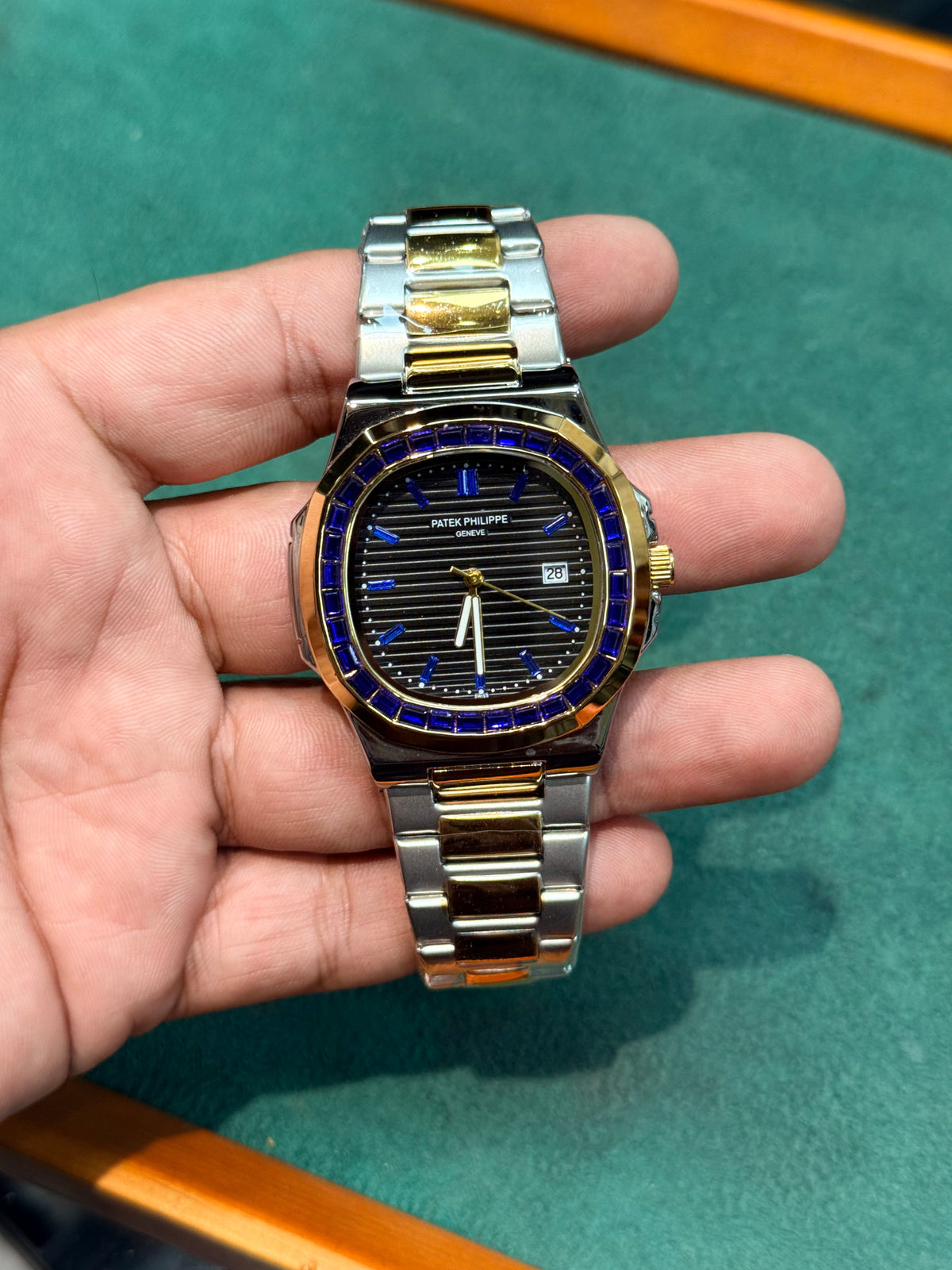 Patek Philippe Nautilus Geneve With Stones