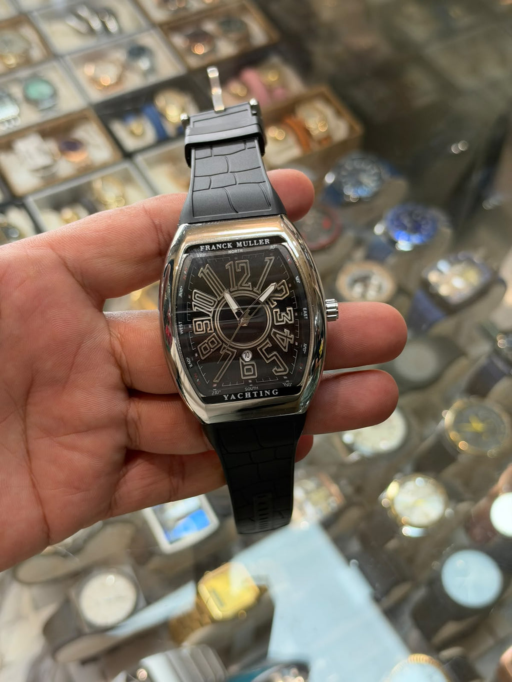 FM Yatching Available with Premium Strap