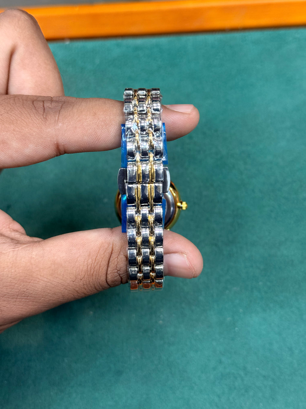 IEKE Ladies Watch