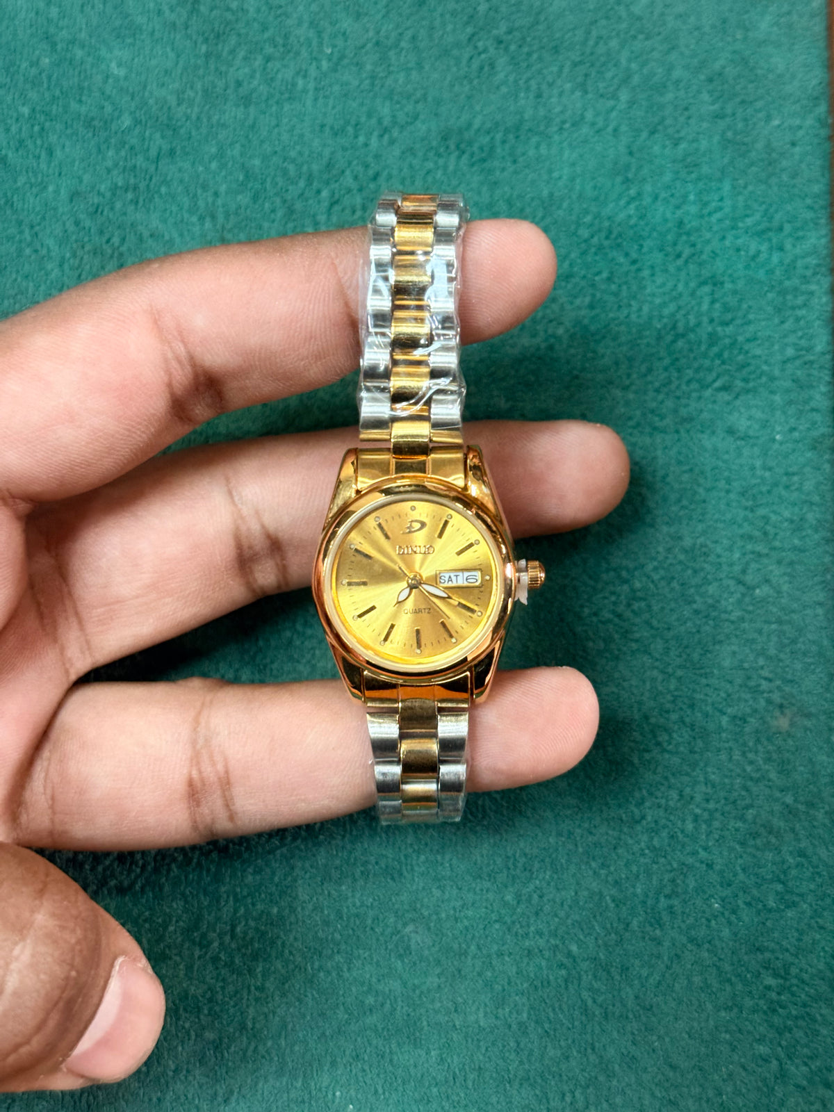 Ladies Chain Watch Available