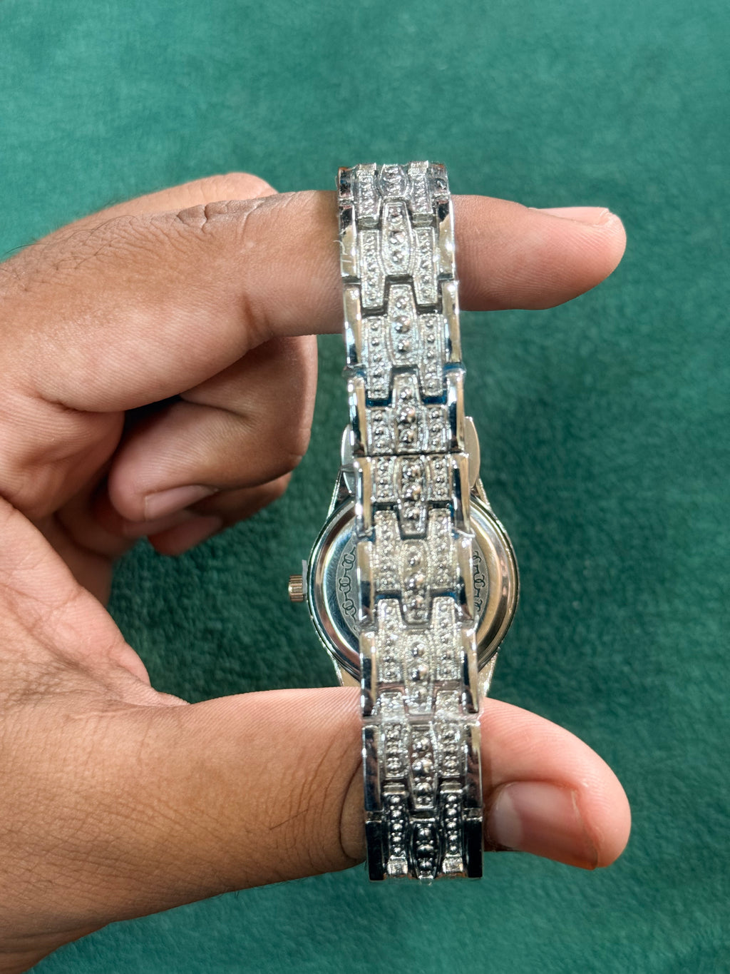 Ladies Chain Watch Green Dial Diamond Bazzel
